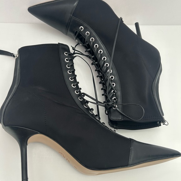 Zara Black Edwardian-Style Lace Up Pointed Heels Boots Size 39 - Picture 10 of 10